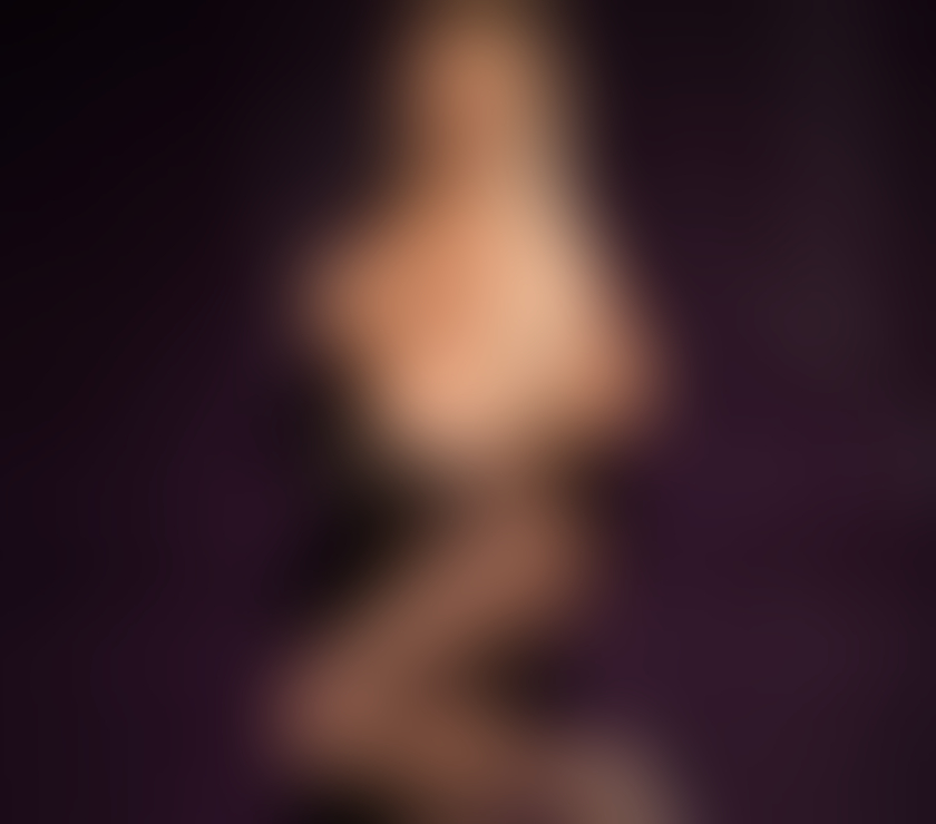 Escorts Kent Sevenoaks - Photos for Curvy Blonde Sophistication – Outcall Only ✨